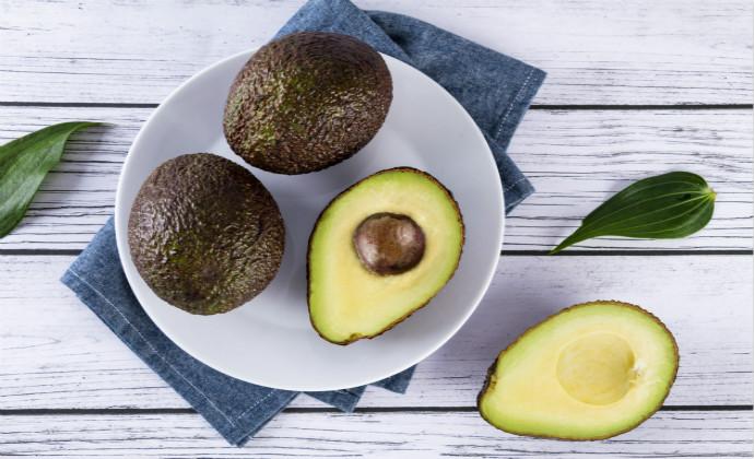 每天一个牛油果会胖吗（每天一个牛油果会胖吗吗）-九图集