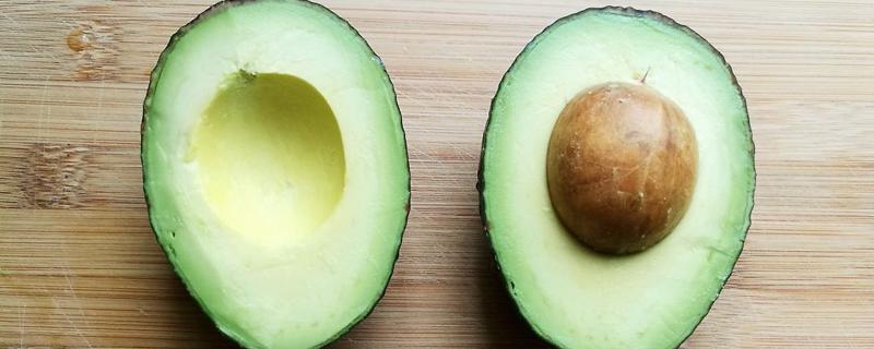 牛油果能丰胸吗 牛油果真的可以丰胸吗-九图集