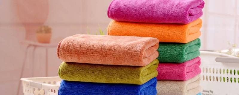 旧毛巾发硬如何变软的小偏方 用旧的硬毛巾怎样变软-九图集