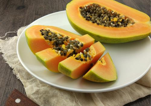 木瓜是青的能吃吗（木瓜是青的能吃吗怎么做）-九图集