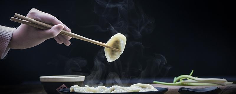 今天入伏吃什么(今天入伏吃什么馅的饺子)-九图集