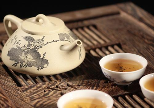 男人喝茶有什么有好处 男人喝茶的好处和坏处-九图集