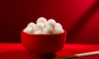 汤圆没有冰箱能放多久(汤圆放冰箱保鲜多久不能吃)-九图集