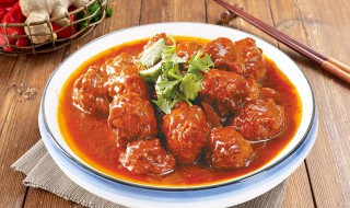 正宗狮子头的家常做法（正宗狮子头的家常做法窍门）-九图集