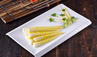 炒笋片的家常做法 瘦肉炒笋片的家常做法-九图集