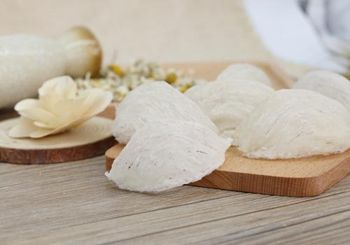 燕窝和什么一起吃最好（燕窝和什么一起吃最好呢）