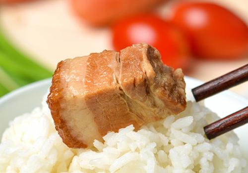 蒸大米饭多长时间(蒸锅蒸大米饭多长时间)-九图集