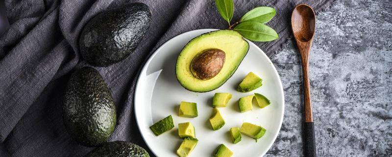 哪些人不适合吃牛油果 哪些人不适合吃牛油果仁