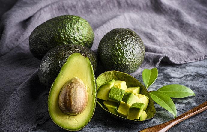 牛油果为什么有黑线 牛油果里的黑线是坏了吗-九图集