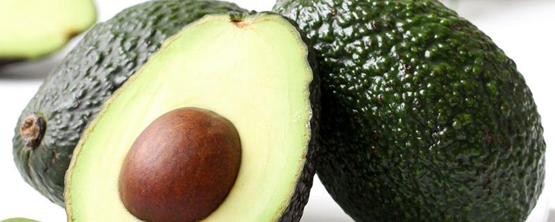 牛油果绿色好还是黑色好(牛油果要绿色还是黑色)-九图集