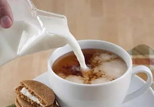 秋冬喝什么茶最好 秋冬喝什么茶最好男人-九图集