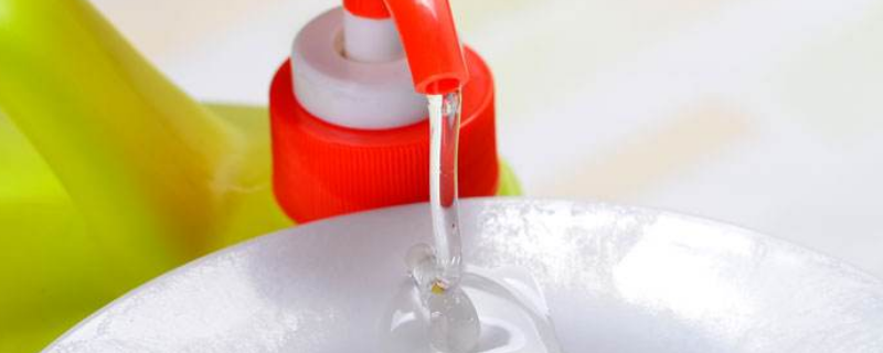 84消毒液和洗洁精能混用吗 84消毒液与洗洁精可以混合使用吗?