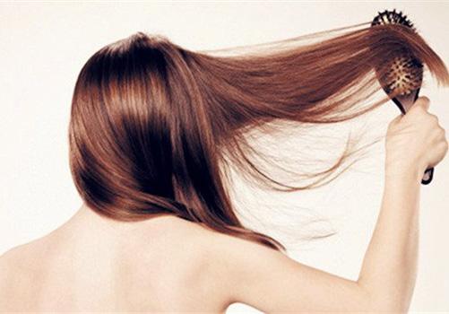 女人经常掉头发吃什么好 女人经常掉头发应该吃什么