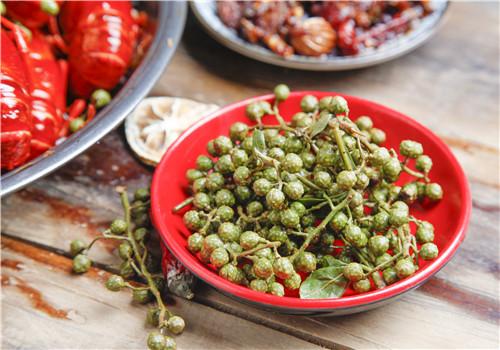 花椒吃多了会怎么样（花椒吃多了会怎么样图片）-九图集