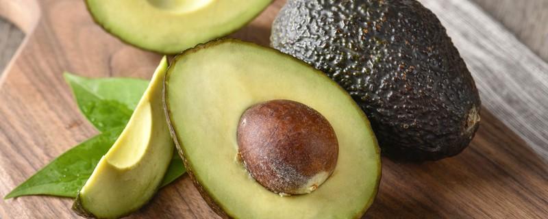 牛油果不是很熟可以吃吗（牛油果太熟能吃吗）-九图集