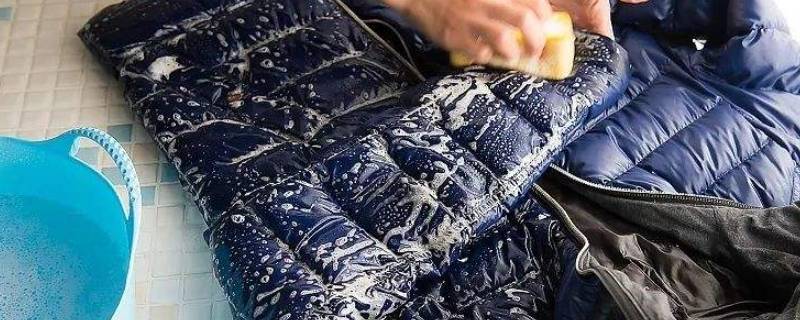 羽绒服可以直接空气洗吗 羽绒服可以直接用空气洗吗-九图集