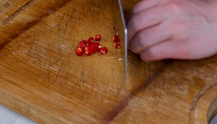 猪血炒黄豆的做法 猪血炒黄豆怎么做