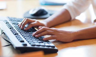 键盘@怎么打出来 键盘怎么打出来平方符号-九图集