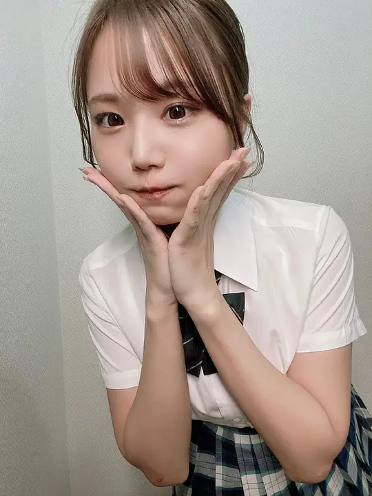 二阶堂梦作品FLNS-331:女神般的妹妹令哥哥蠢蠢欲动!