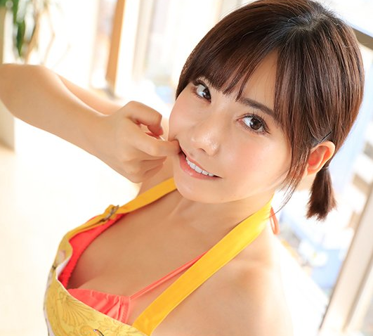 深田咏美(深田えいみ)作品MUKC-015:角色扮演尽情地愉悦吧!