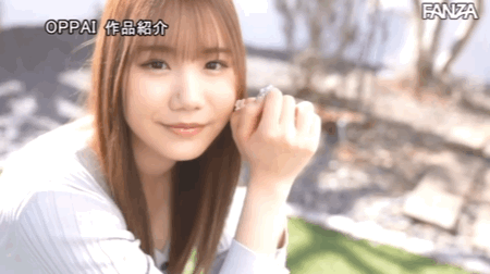 平野莉音(平野りおん)作品PPPD-924:辣妹大学生犹抱琵琶半遮面的诱惑!