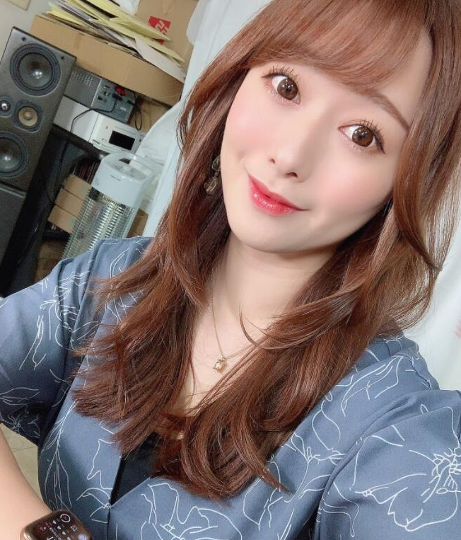 白石茉莉奈(白石妈妈)品番JUL-652简介及预览-九图集