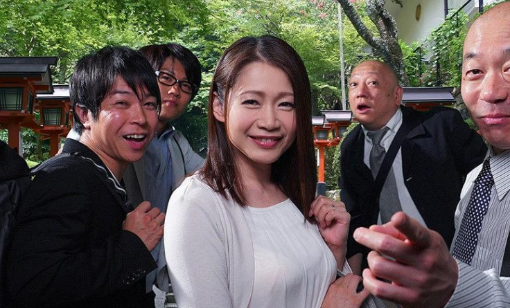 友田真希(友田真纪)作品JUL-478 :黄昏暮年的她英勇上阵!