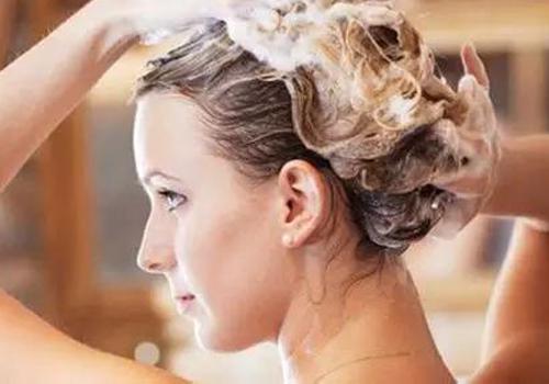 剖腹产后多久可以洗头（剖腹产后多久可以洗头洗澡）-九图集