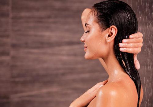 剖腹产后肚子还是很大怎么办（剖腹产后小肚子还是很大怎么办）-九图集