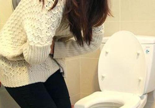 剖腹产后小肚子有点疼怎么回事 剖腹产后小肚子疼是怎么回事-九图集