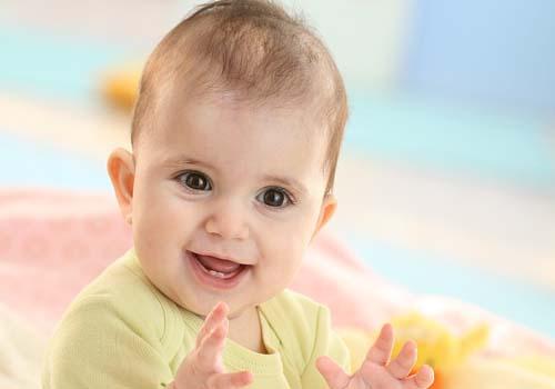 宝宝出生7天奶量多少毫升 出生7天的宝宝一般喝多少毫升奶-九图集