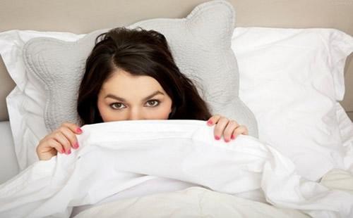 冬天坐月子多久可以出门 冬天坐月子多久可以出门不用戴帽子-九图集