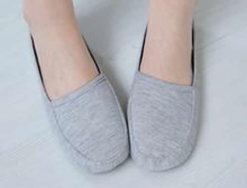 夏天坐月子穿什么鞋 夏天月子鞋穿啥-九图集