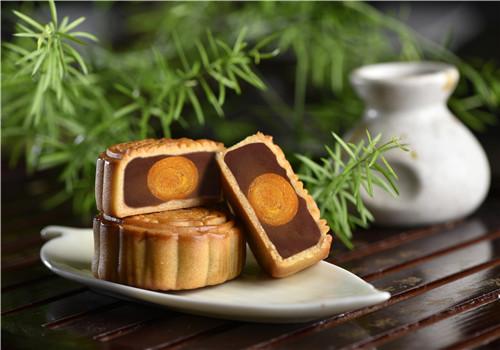 孕妇能吃月饼吗（孕妇能吃月饼吗中期）-九图集