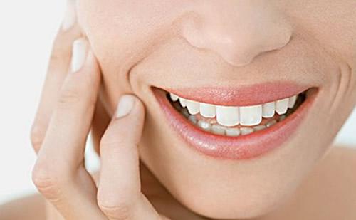 坐月子牙齿松动怎么办（产妇月子里面牙齿松动有什么办法吗）-九图集