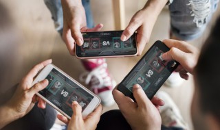 坎公骑冠剑怎么让队友用技能 坎公骑冠剑队友怎么放技能