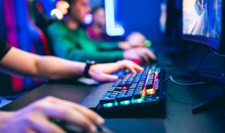 有什么第三人称的射击游戏(好玩的第三人称射击游戏)-九图集