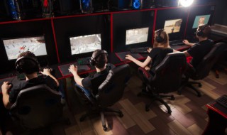 坎公骑冠剑怎么进不去（坎公骑冠剑为什么进不去）-九图集