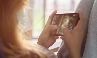 植物大战僵尸怎么挪植物到下个房间 植物大战僵尸怎么放植物