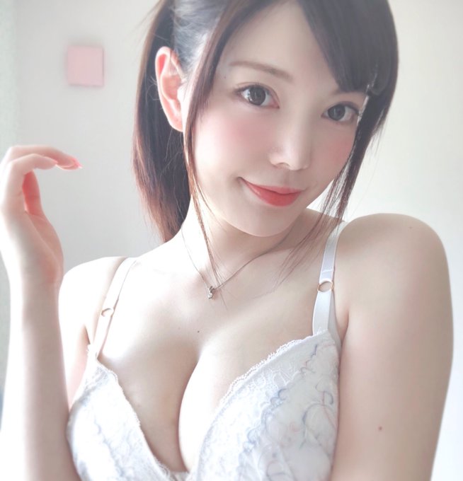 矢乃花音(矢乃かのん)出道品番番号及封面,矢乃かのん个人简介-九图集