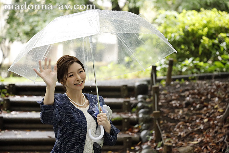 「毕业典礼之后，继母送给长大成人的礼物」系列品番推荐简介及预览-九图集