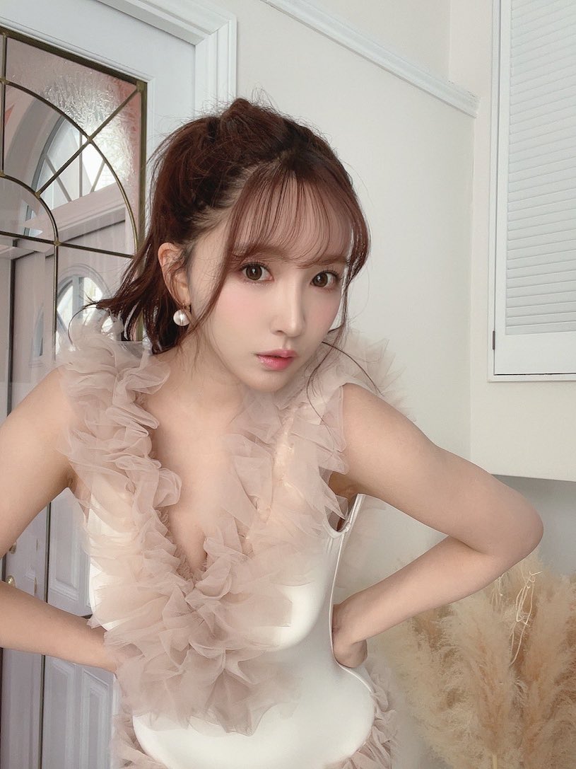 超人气的AV女优《三上悠亚》精选品番推荐简介及预览-九图集