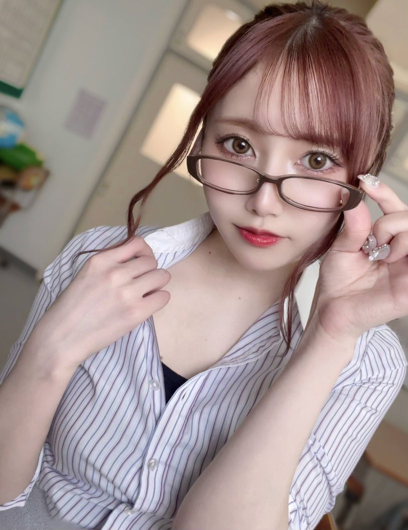 22岁F奶企划型女优「斋藤亚美里」最新品番推荐简介及预览-九图集