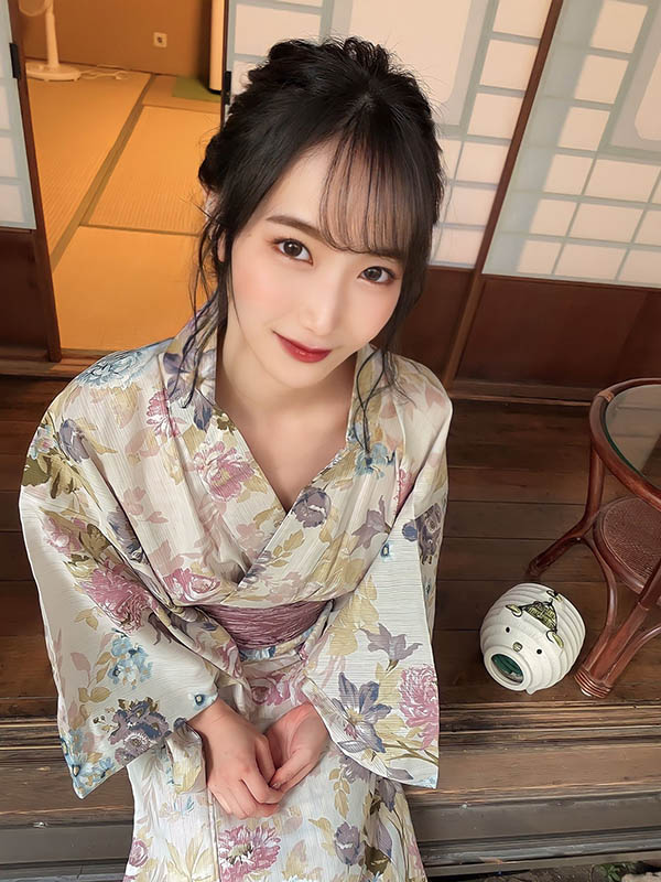 神臀美少女《神木真秀》精选品番推荐简介及预览-九图集